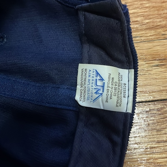 Vintage Rocky Mountain Railtours Canada Snapback / Corduroy / 90s - Picture 5 of 6